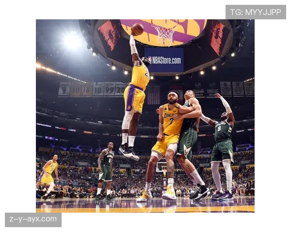 戴维斯助攻数据创新高 彰显核心组织能力