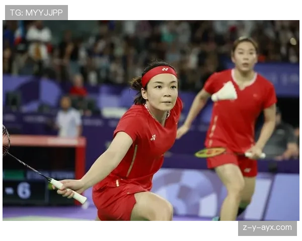 贾一凡私下喝的水都要从巴黎空运? 贾一凡私下喝的水都要从巴黎空运?